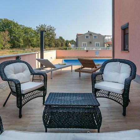 Ferienhaus Mary Ližnjan Dış mekan fotoğraf