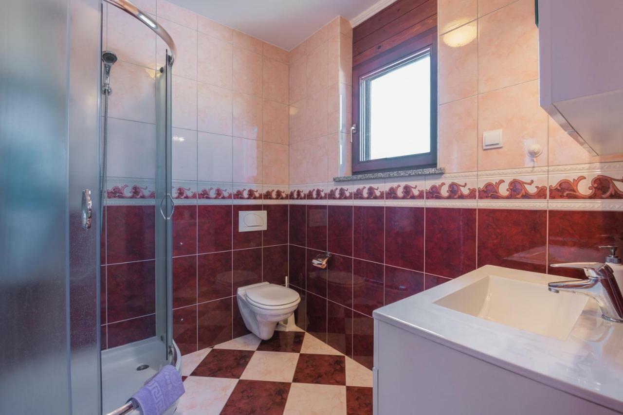 Ferienhaus Mary Ližnjan Dış mekan fotoğraf